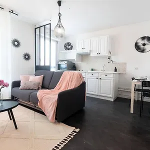 Le Yin-yang Proche De Paris Montrouge